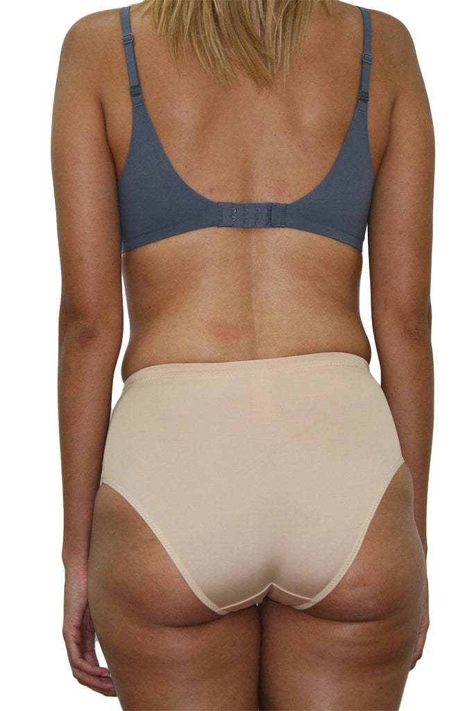 Medium control lycra panty-girdle with decorative lines